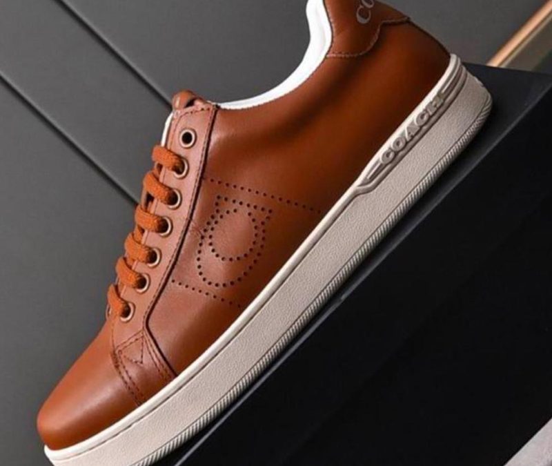 Coach 01B